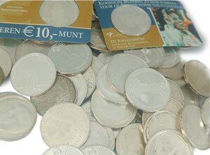 100 x Zilveren € 10,- munt